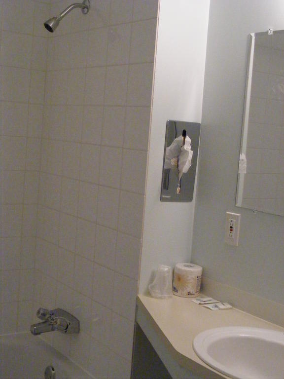 Hotel Motel Bon Accueil Riviere-la-Madeleine ห้อง รูปภาพ